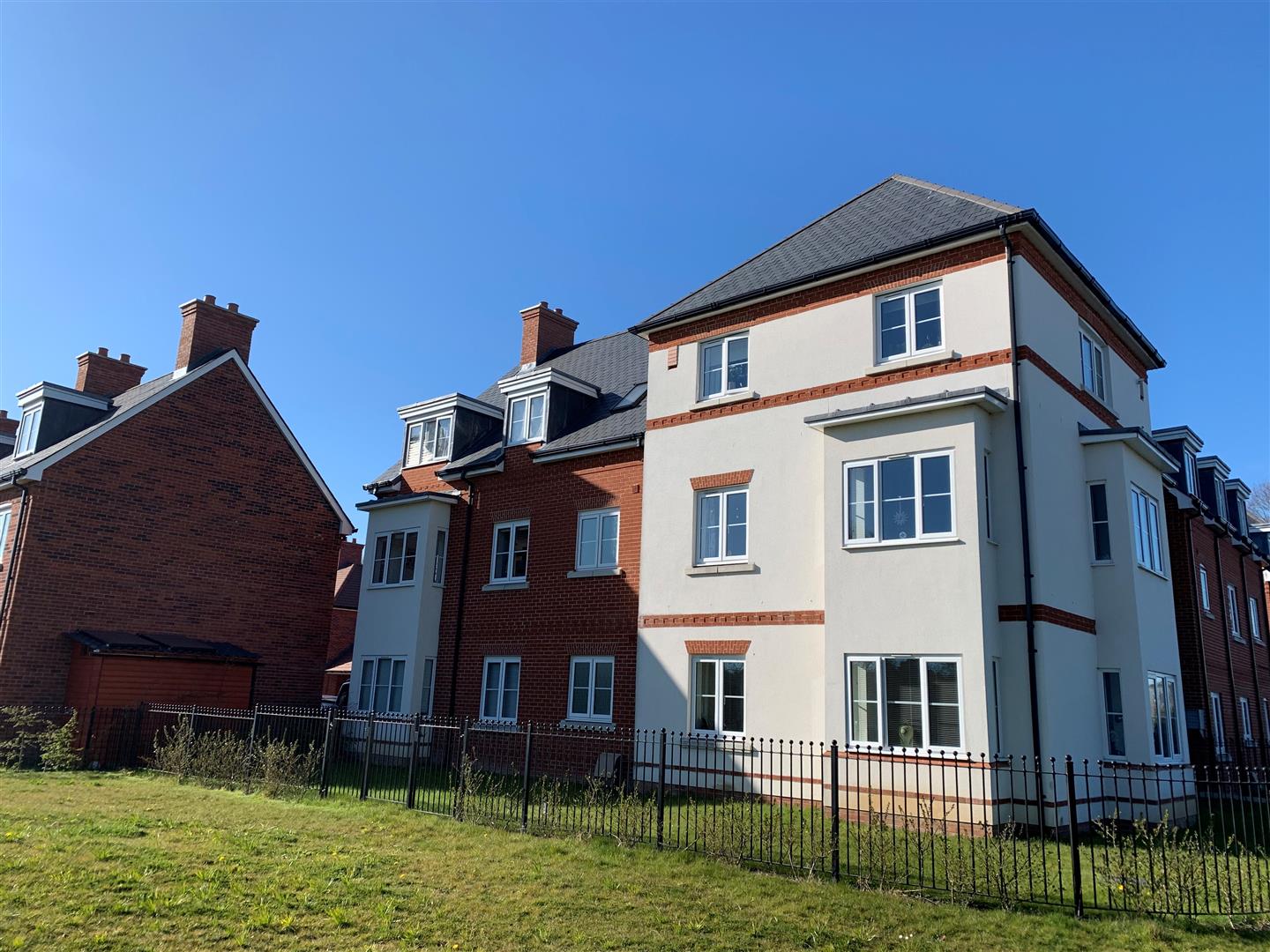 5 Charmond House, Brook Road, Wimborne Dorset homes for sale